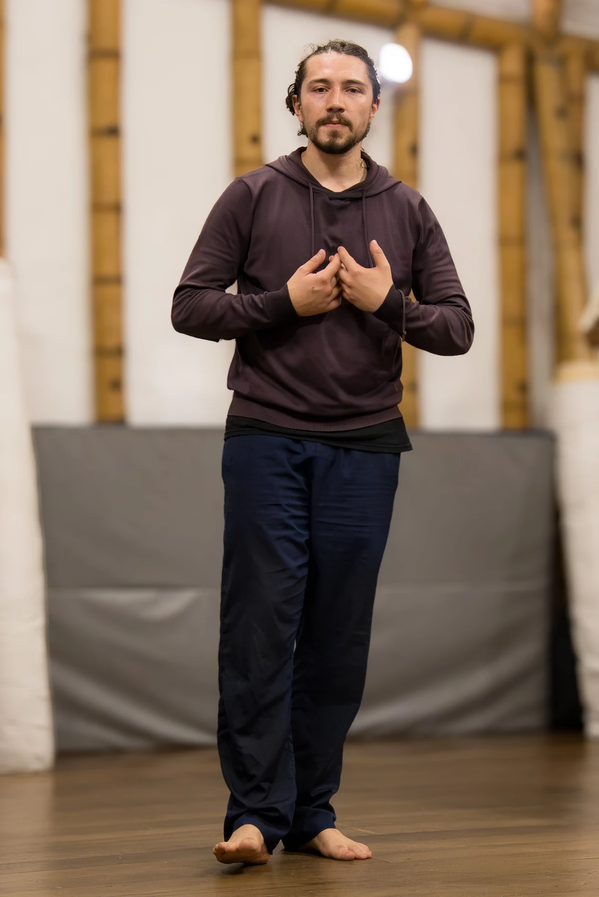 Entrenamiento teatral: trabajo corporal en grupo